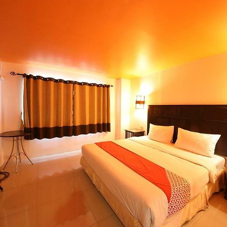 Oyo 126 Patong Station House Hotel Ngoại thất bức ảnh